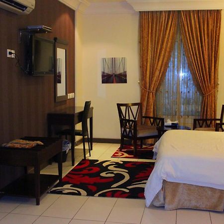 Al Harira Al Motamaiza Furnished Apartment Jeddah Exterior photo