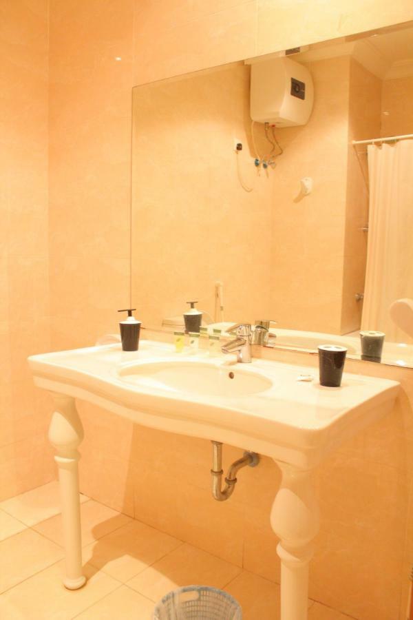 Al Harira Al Motamaiza Furnished Apartment Jeddah Exterior photo